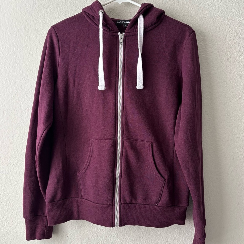 Fashion Nova Maroon Zip-Up Hoodie Size L